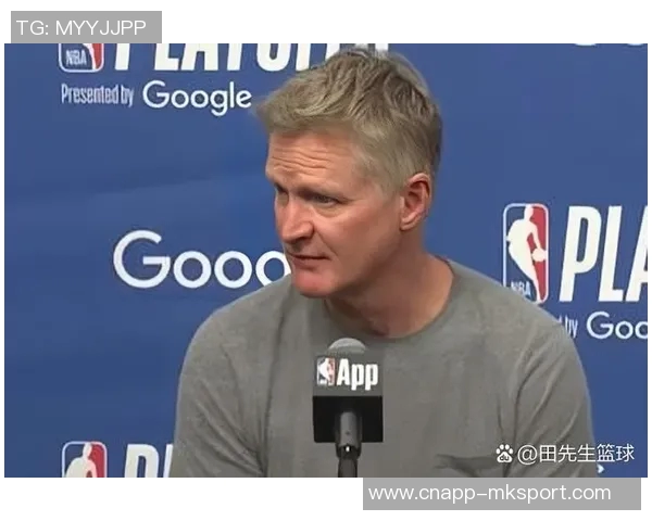 库里解读独特阵容背后的科尔战术理念球员们已习惯这种灵活打法