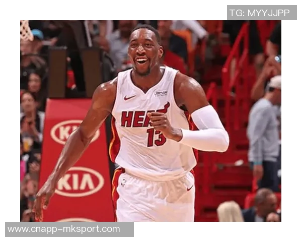 阿德巴约表现出色砍下20分10板助球队抵挡失利压力